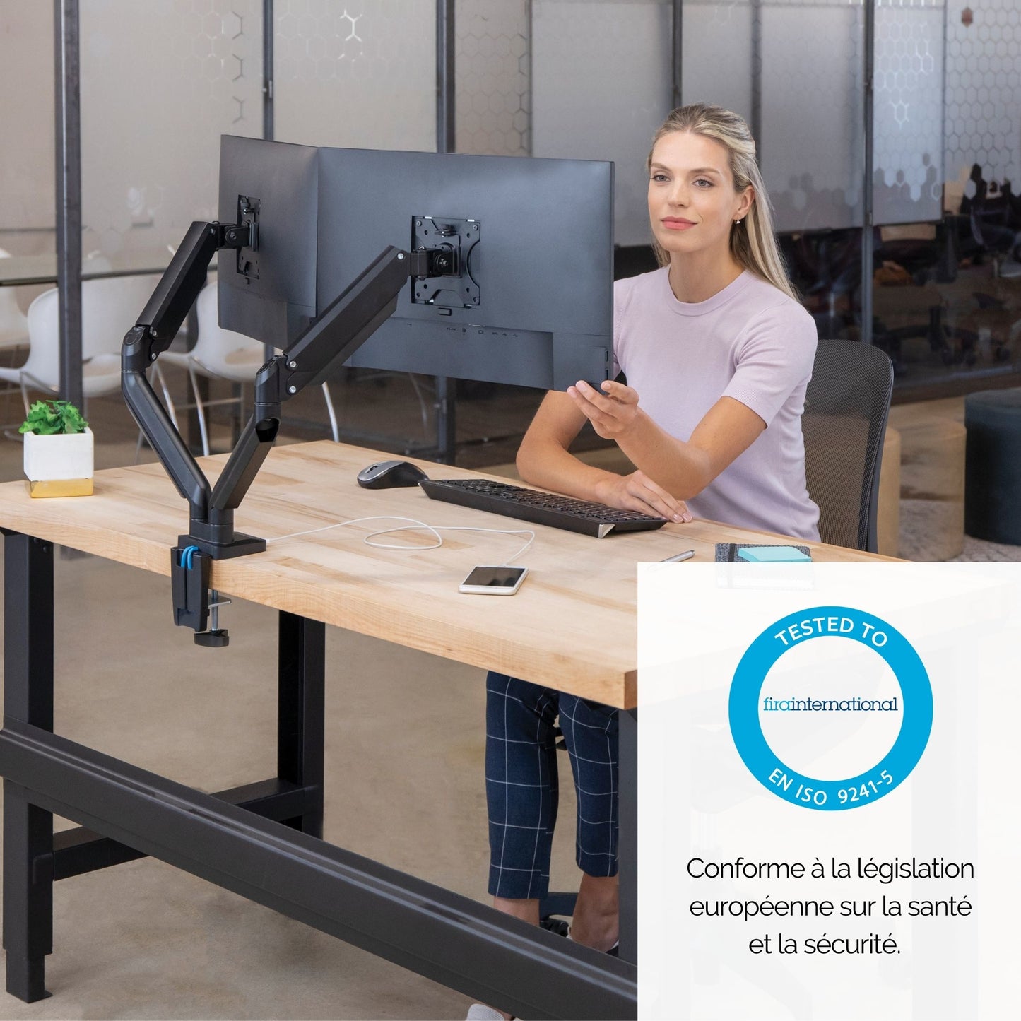 Bras porte-écrans double - réglage facile et ports usb