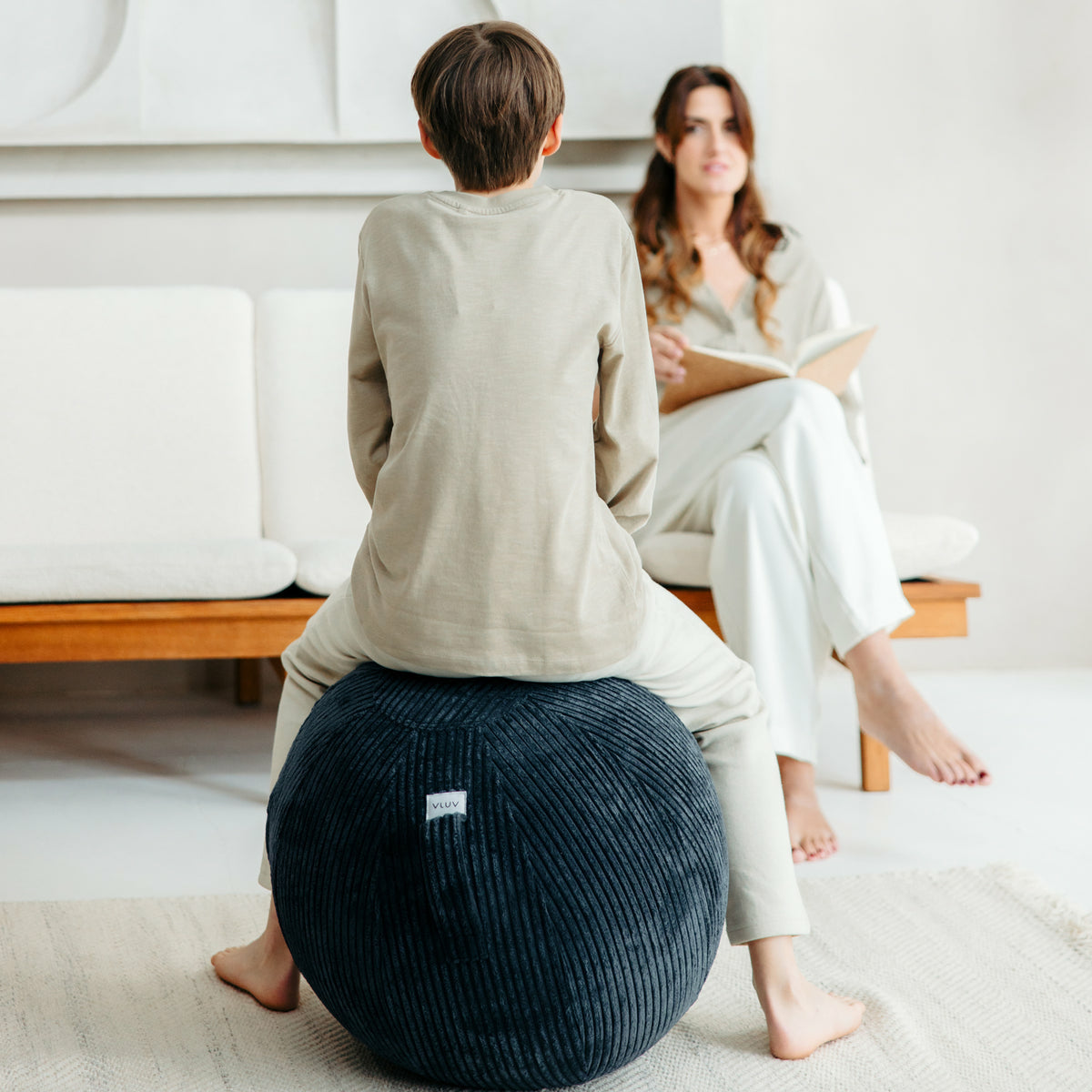 Ballon d'assise ergonomique - Velours Navy 55cm