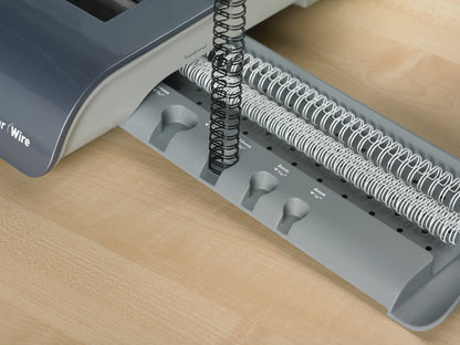Perforelieur Fellowes quasar wire fell