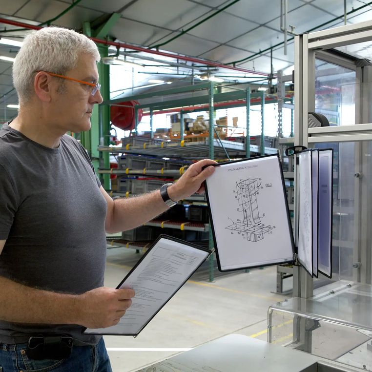 Kit mural d'affichage Tarifold, A4, équipé de poches A4