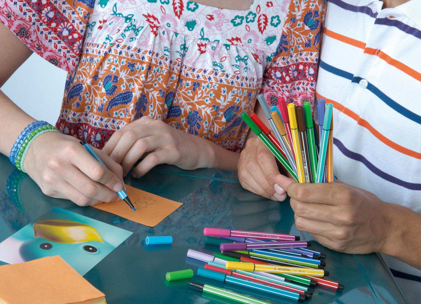 Feutres pen 68 - pointe fine, 12 couleurs