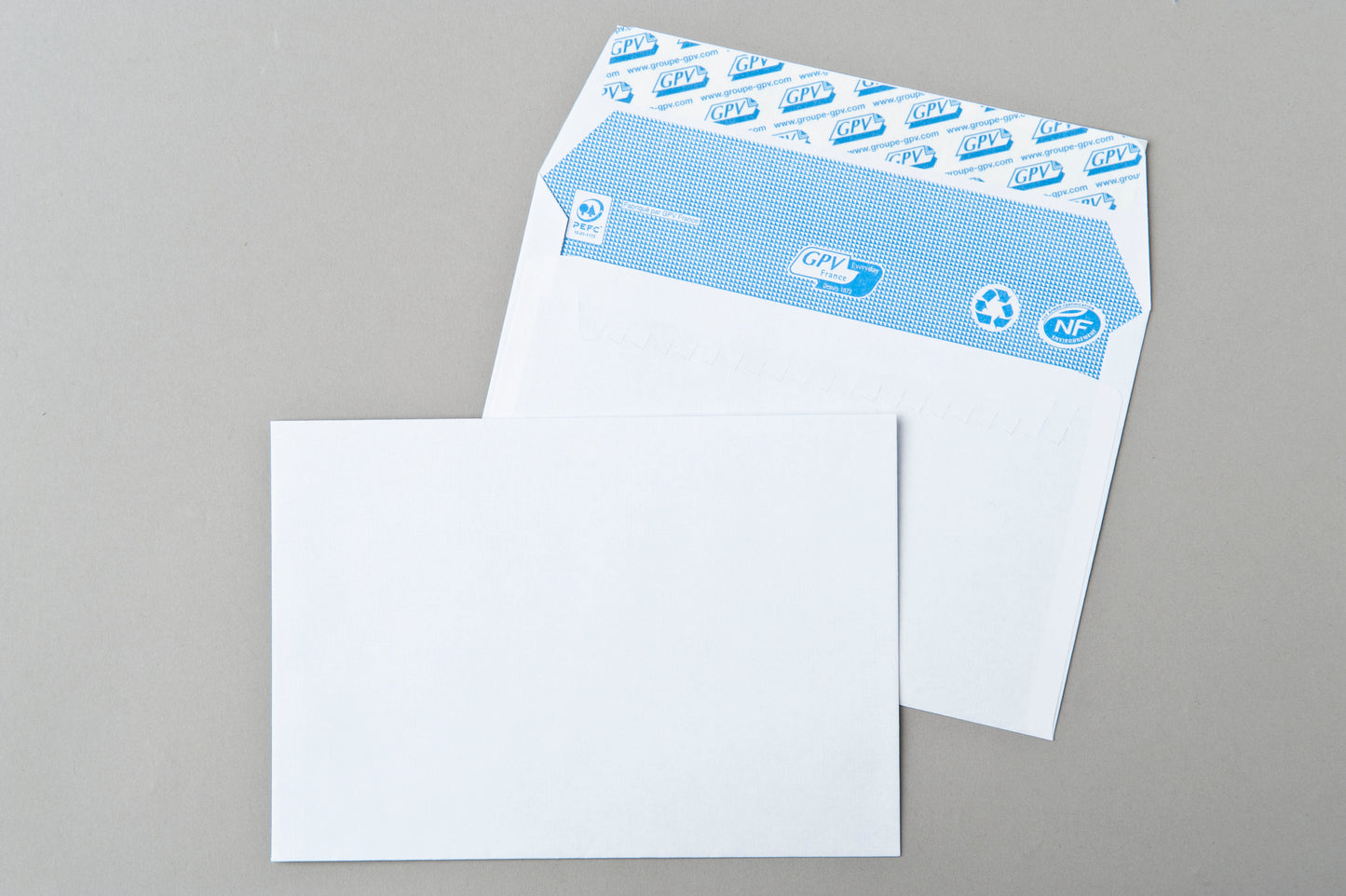 Enveloppes blanc 114x162-90g- boite de 500