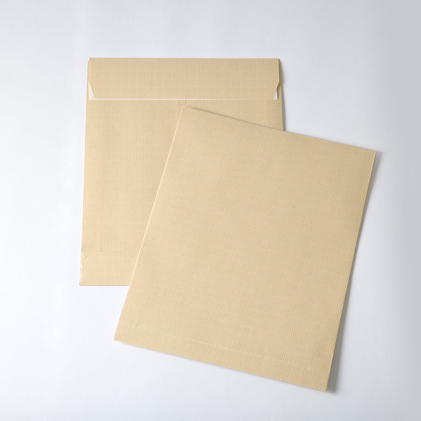 Pochettes expédition 280 x 365 mm, kraft armé ,soufflet de 50mm-paquet de 50