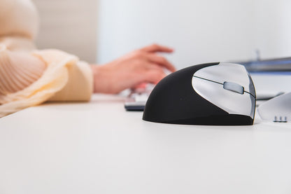 Souris verticale sans fil - Ergonomie pour gauchers
