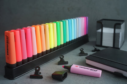 Surligneur Stabilo boss set de bureau  23 pièces - pointe biseautée