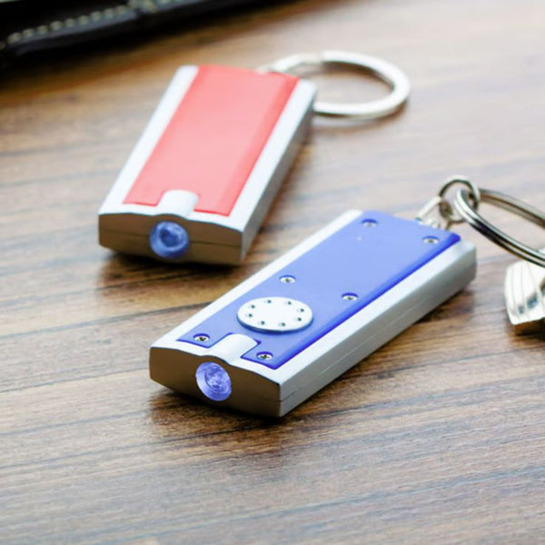 Porte-clés lampe led personnalisable - compact et pratique